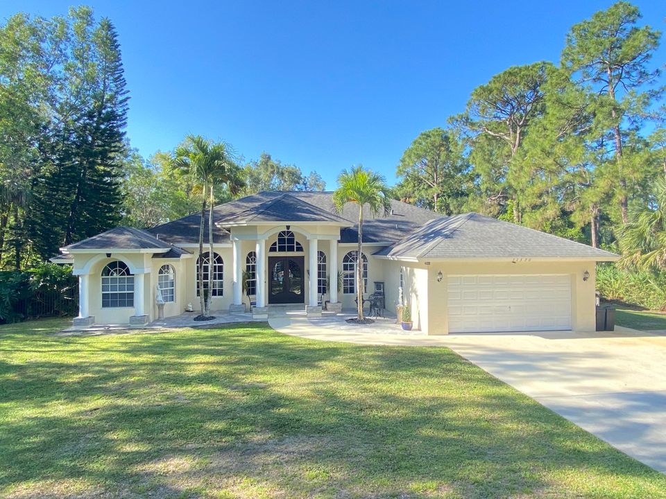 Recently Sold: $1,500,000 (3 beds, 2 baths, 2574 Square Feet)