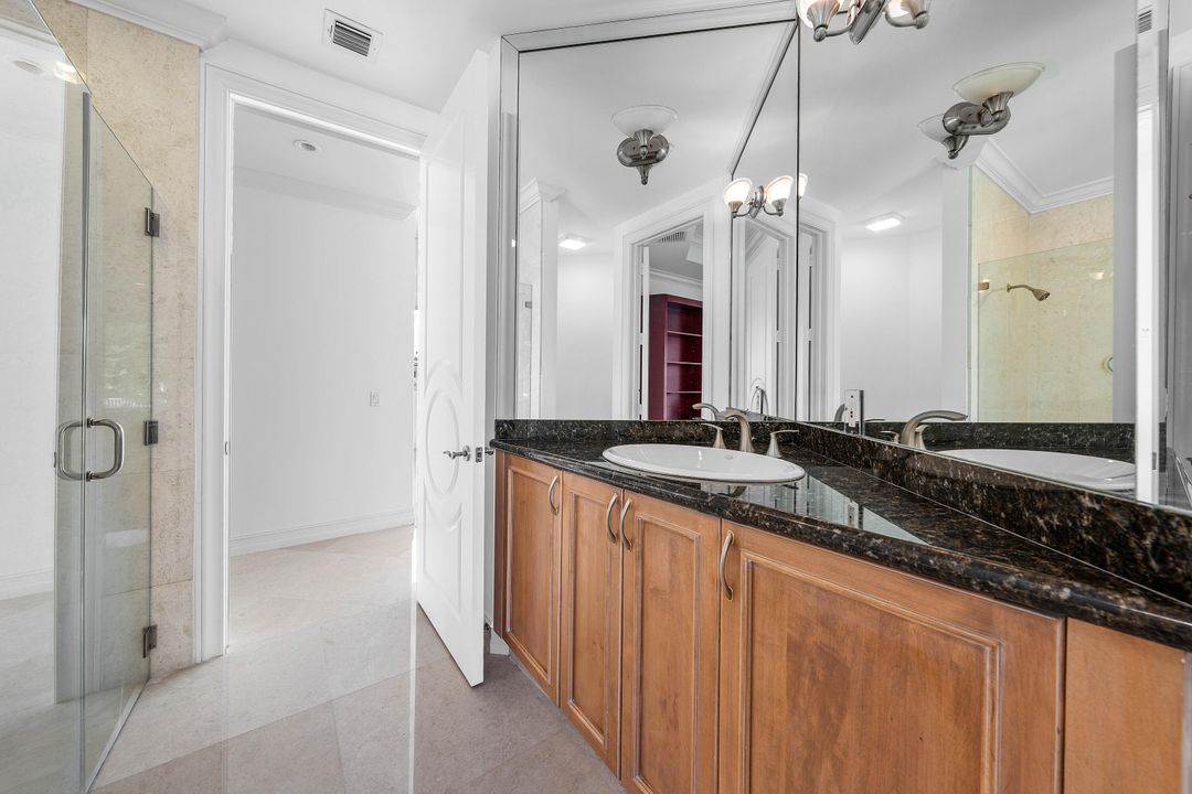 待售: $8,499,000 (5 贝兹, 7 浴室, 7360 平方英尺)