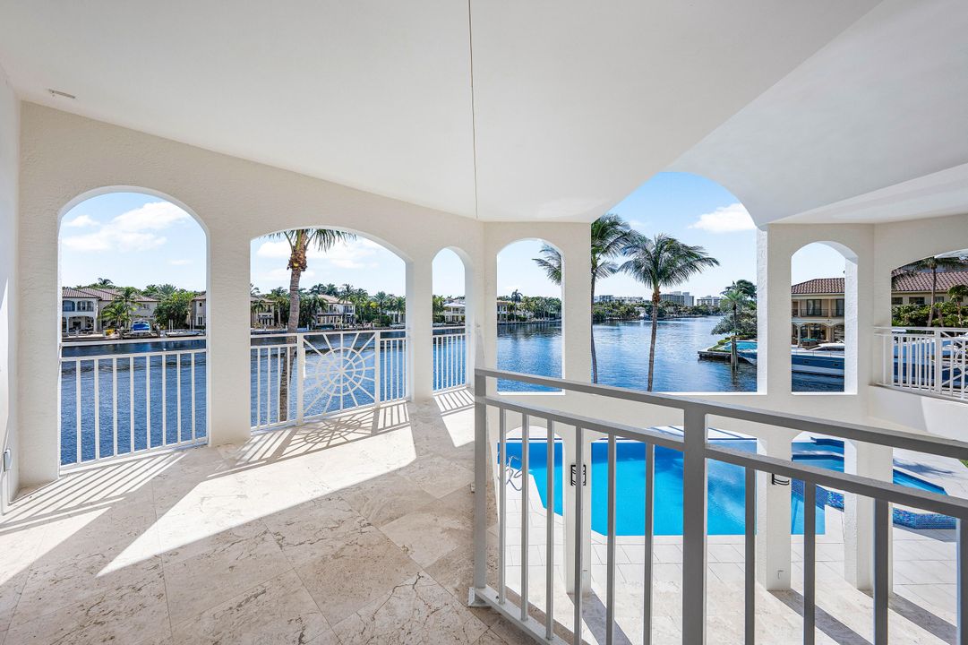 待售: $8,499,000 (5 贝兹, 7 浴室, 7360 平方英尺)