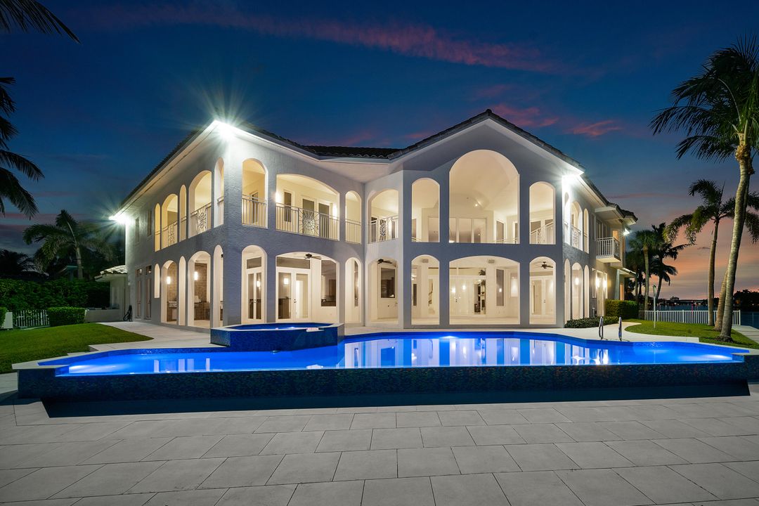 待售: $8,499,000 (5 贝兹, 7 浴室, 7360 平方英尺)