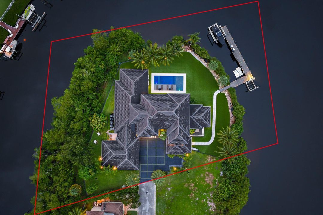 На продажу: $12,990,000 (5 спален, 6 ванн, 6476 Квадратных фут)