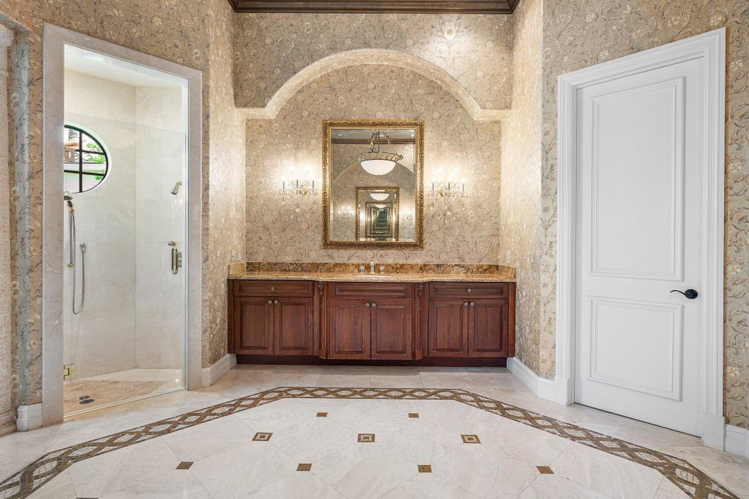 На продажу: $5,270,000 (6 спален, 6 ванн, 6680 Квадратных фут)