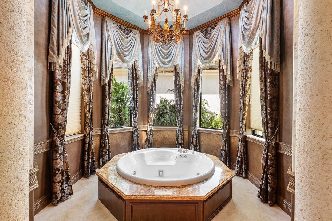 На продажу: $5,270,000 (6 спален, 6 ванн, 6680 Квадратных фут)