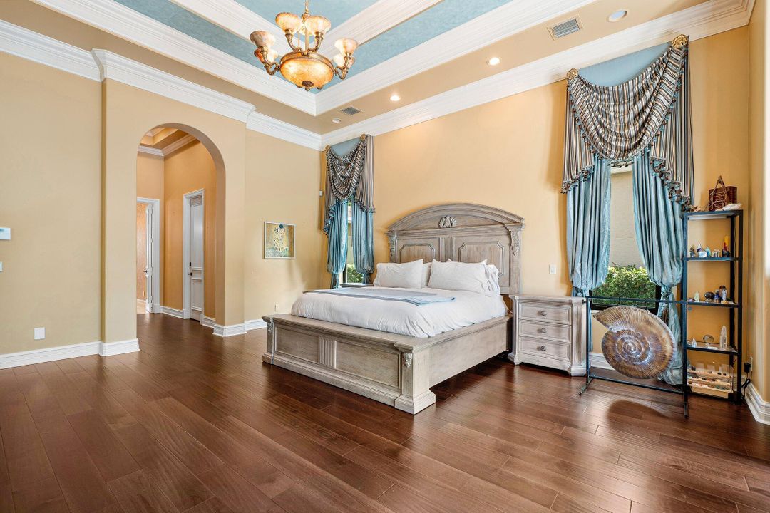 На продажу: $5,270,000 (6 спален, 6 ванн, 6680 Квадратных фут)