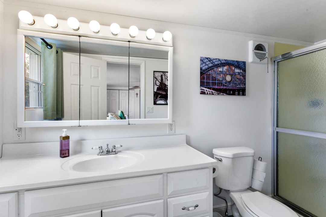 Active With Contract: $215,000 (3 beds, 2 baths, 1113 Square Feet)