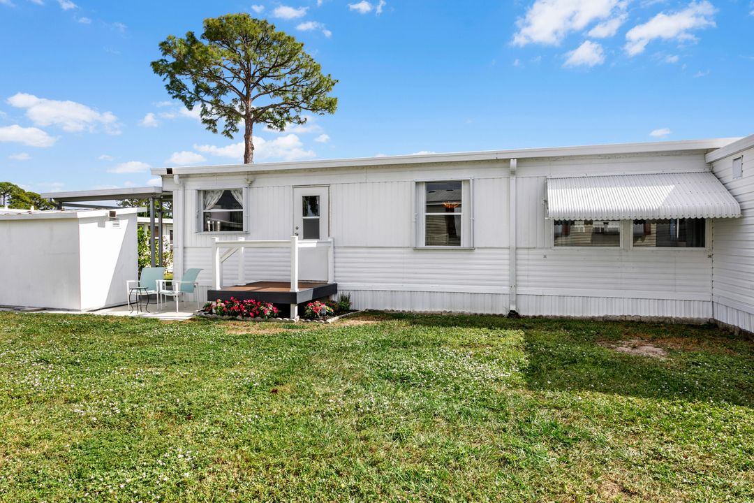 Active With Contract: $215,000 (3 beds, 2 baths, 1113 Square Feet)