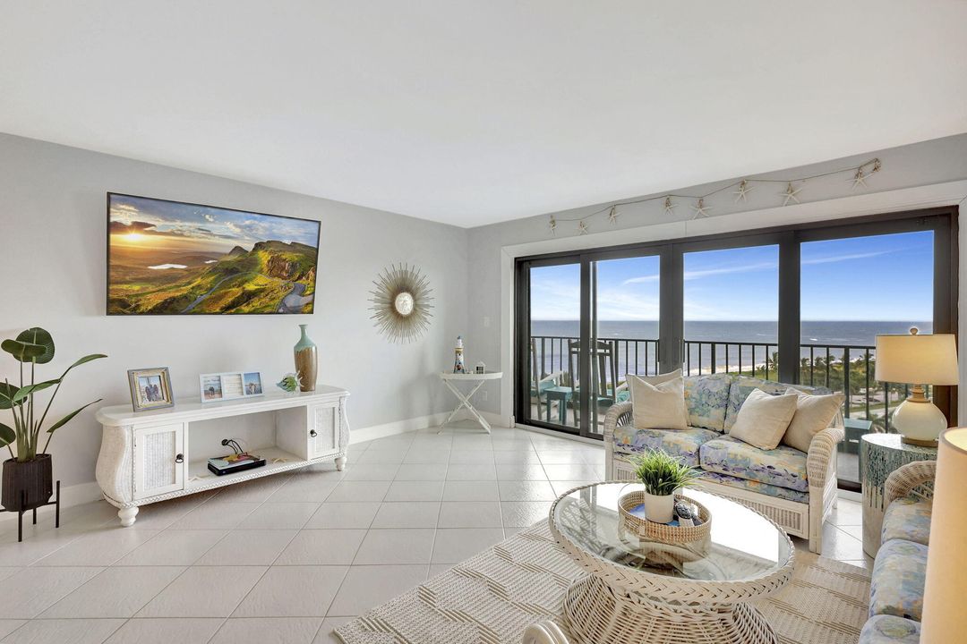 Recently Rented: $3,200 (2 beds, 2 baths, 1226 Square Feet)