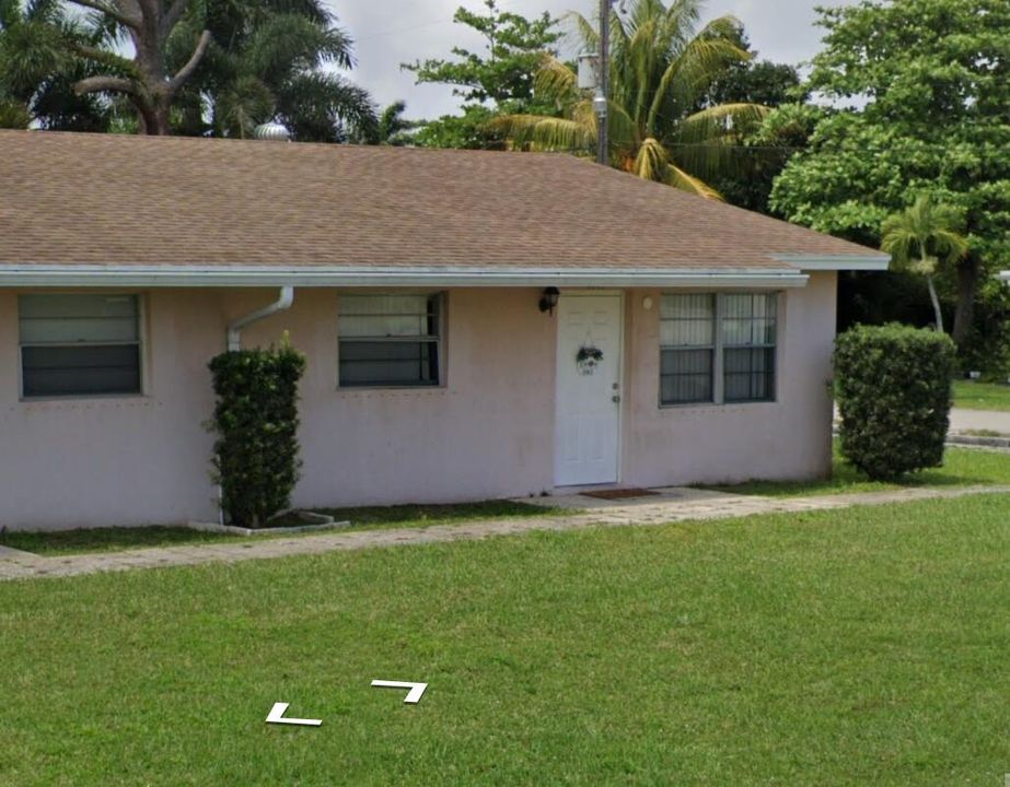 Recently Rented: $1,850 (2 beds, 1 baths, 1002 Square Feet)