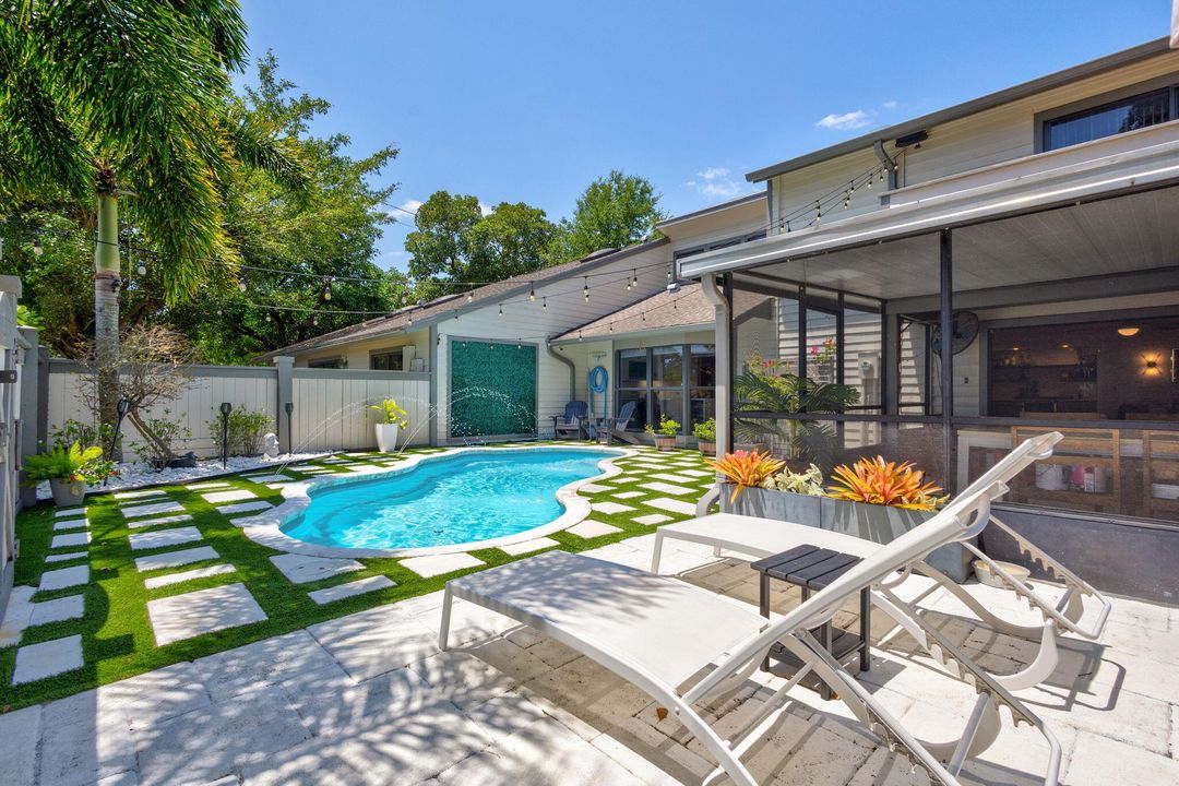 Recientemente alquilado: $7,500 (3 camas, 3 baños, 2495 Pies cuadrados)