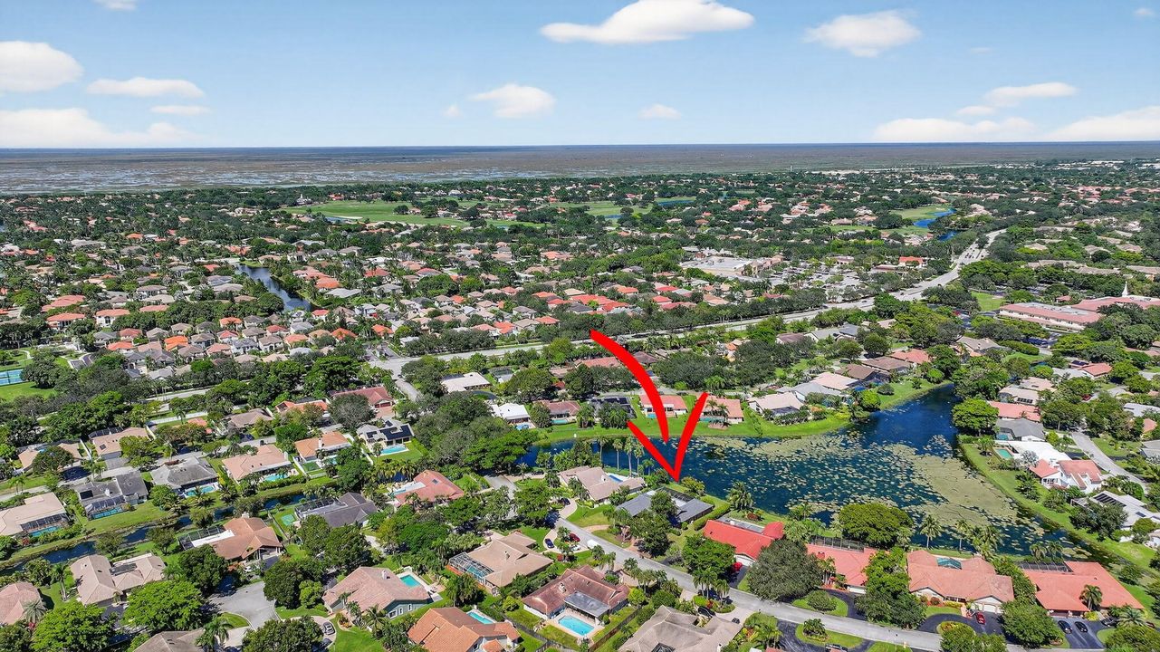 For Sale: $920,000 (4 beds, 2 baths, 2888 Square Feet)