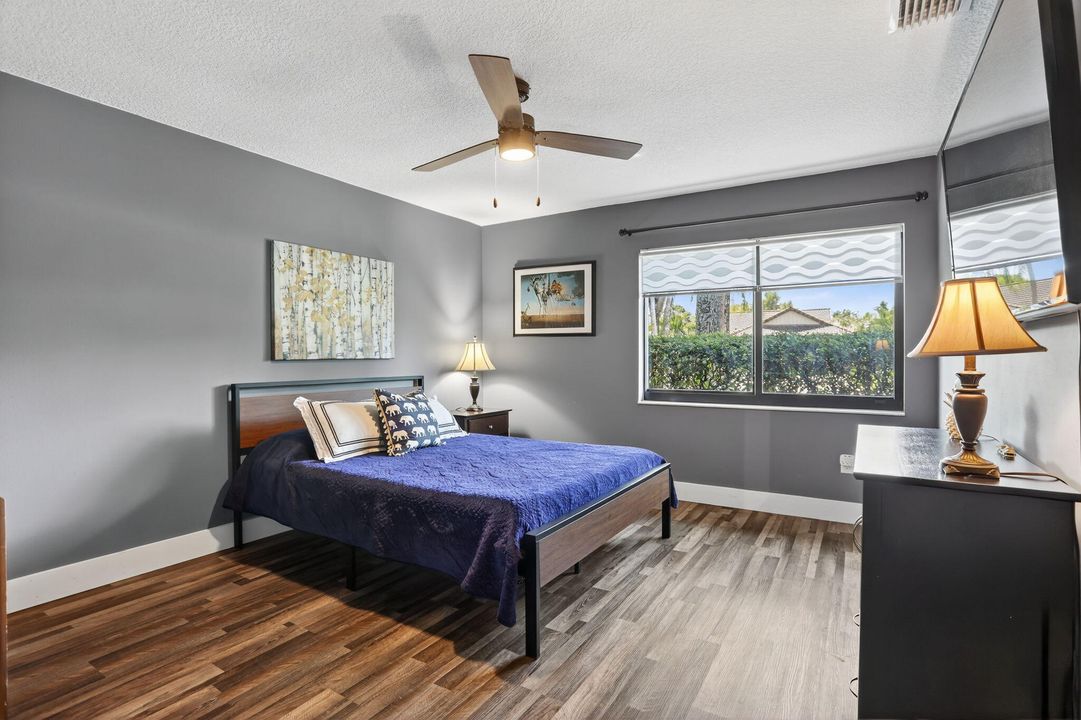 For Sale: $920,000 (4 beds, 2 baths, 2888 Square Feet)