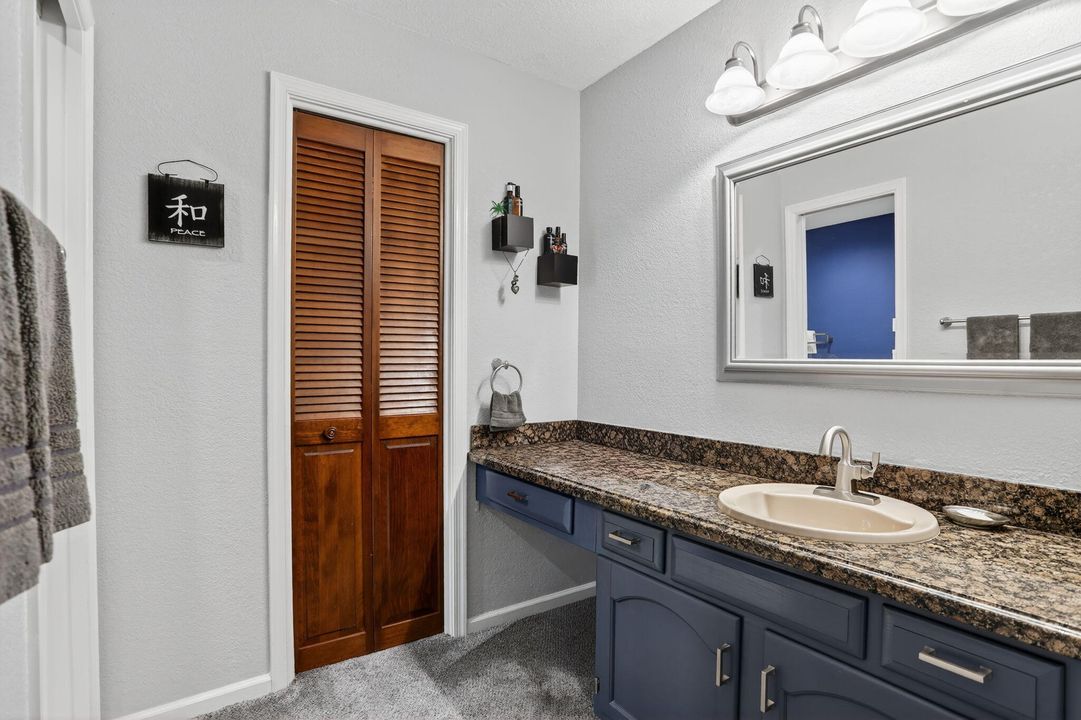 For Sale: $920,000 (4 beds, 2 baths, 2888 Square Feet)