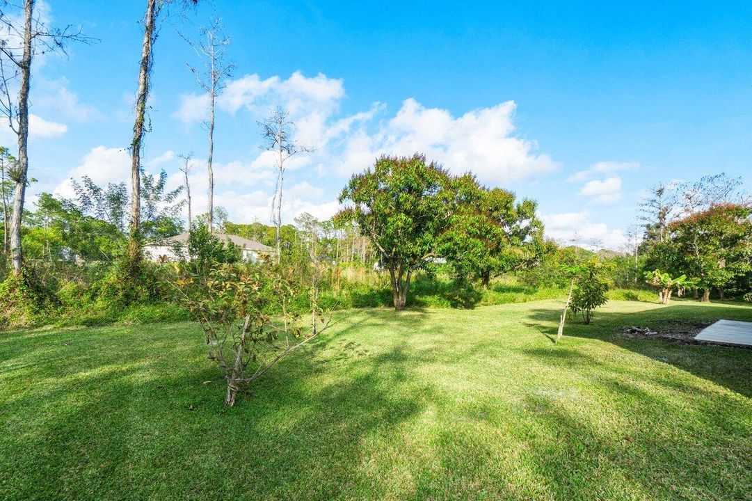 合同活跃: $659,900 (3 贝兹, 2 浴室, 2546 平方英尺)