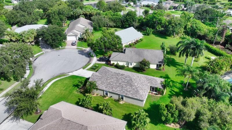 На продажу: $410,000 (4 спален, 2 ванн, 1942 Квадратных фут)