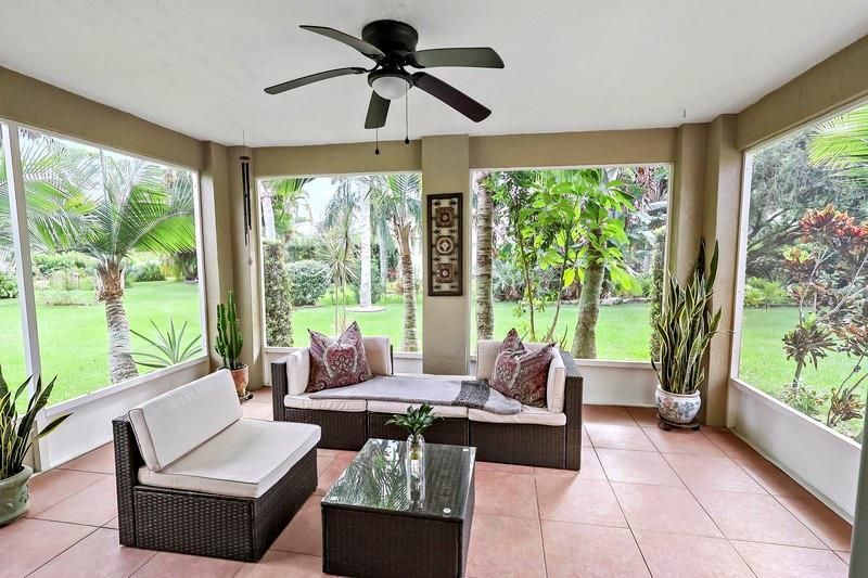 На продажу: $410,000 (4 спален, 2 ванн, 1942 Квадратных фут)