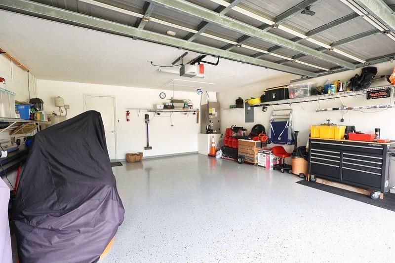 На продажу: $410,000 (4 спален, 2 ванн, 1942 Квадратных фут)