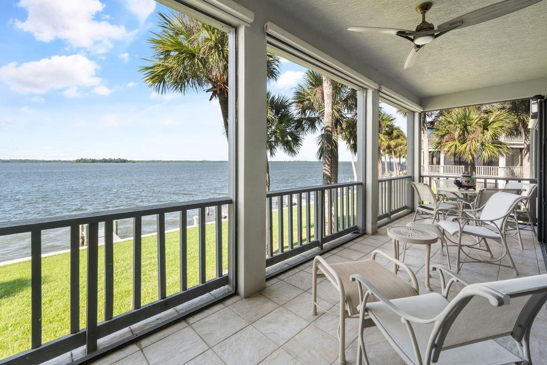 For Sale: $835,000 (2 beds, 2 baths, 1600 Square Feet)