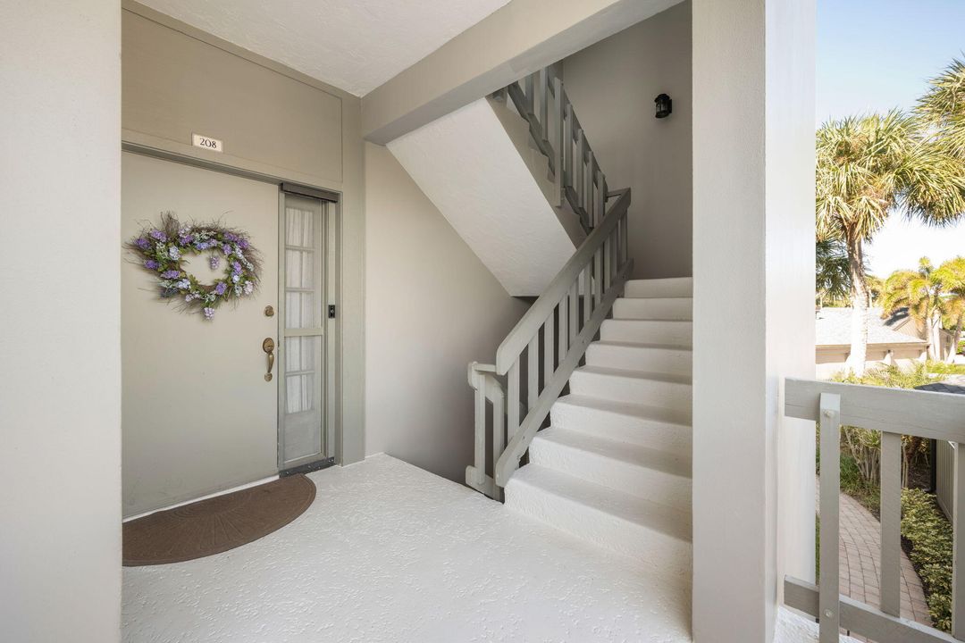 For Sale: $835,000 (2 beds, 2 baths, 1600 Square Feet)