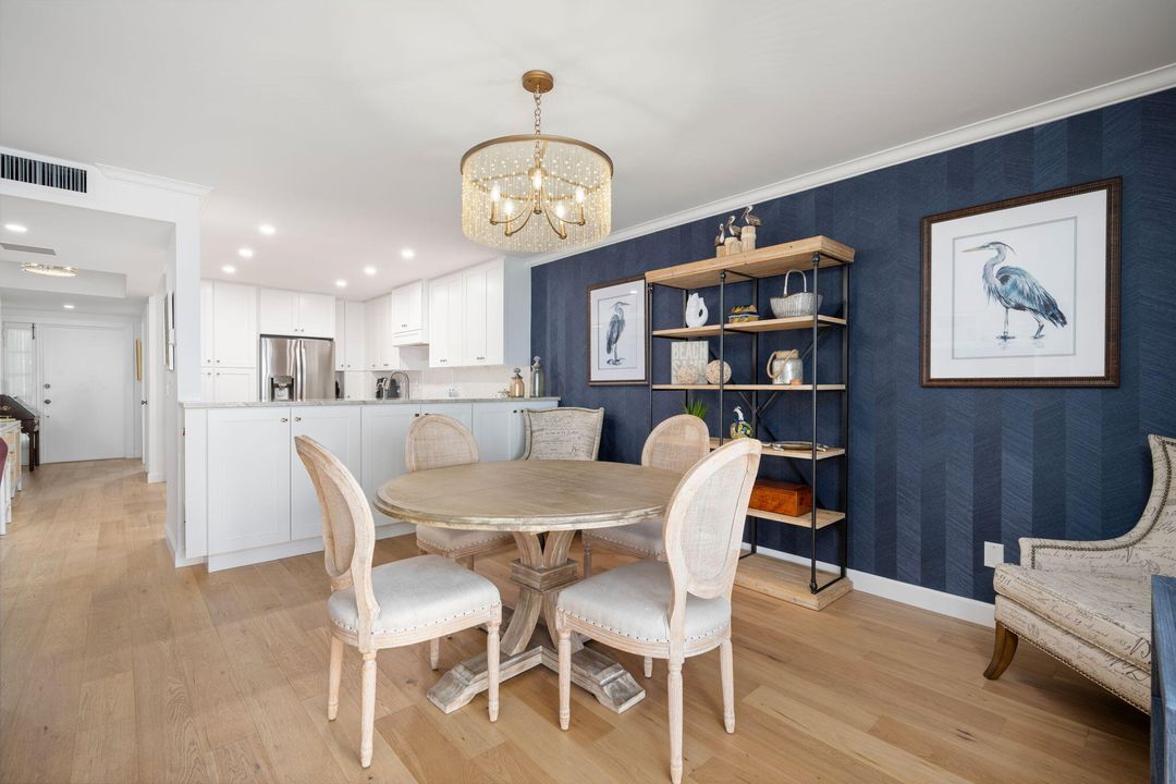 For Sale: $835,000 (2 beds, 2 baths, 1600 Square Feet)