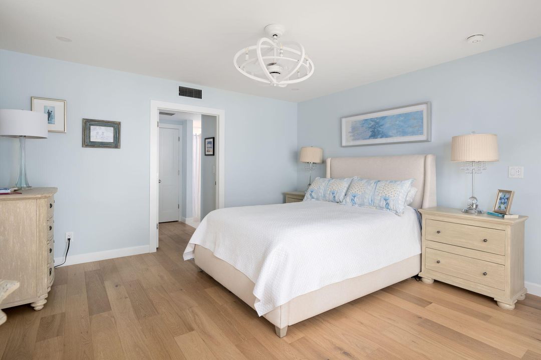 For Sale: $835,000 (2 beds, 2 baths, 1600 Square Feet)