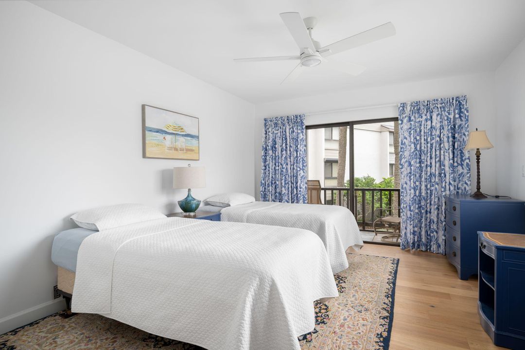 For Sale: $835,000 (2 beds, 2 baths, 1600 Square Feet)