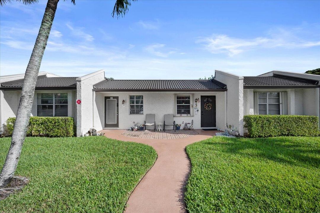 最近租的: $1,500 (1 贝兹, 2 浴室, 857 平方英尺)