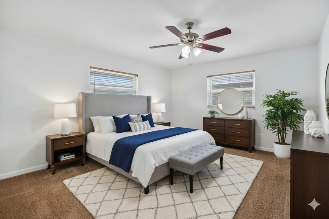 Active With Contract: $299,999 (2 beds, 2 baths, 1364 Square Feet)