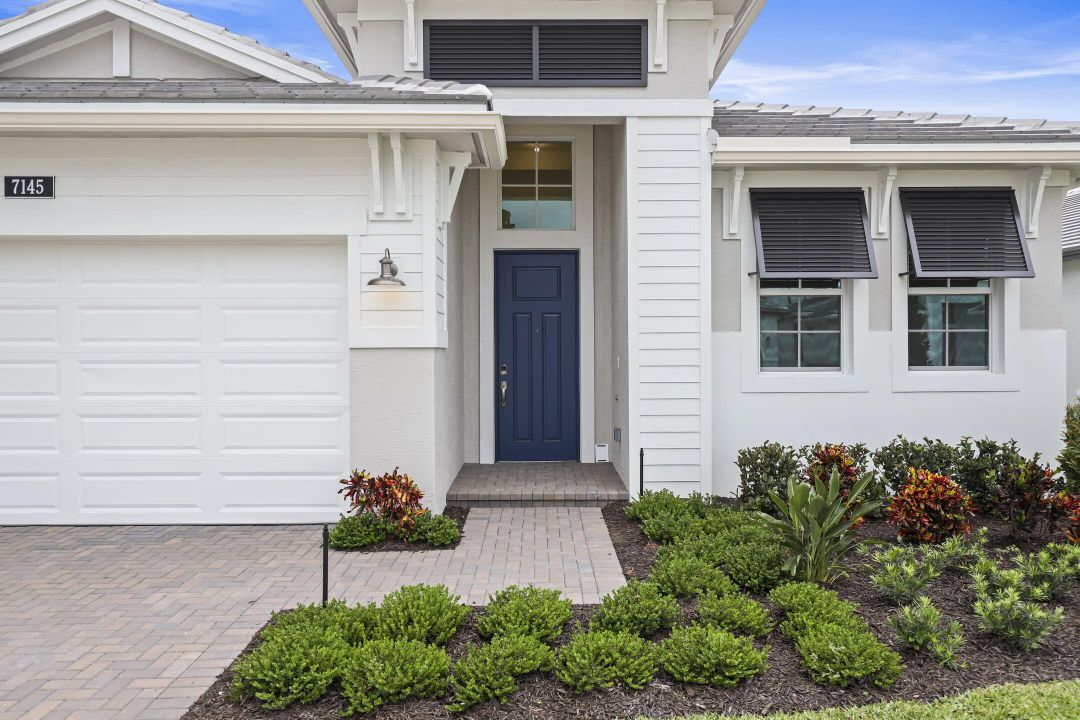 Под контрактом: $849,990 (2 спален, 2 ванн, 1968 Квадратных фут)