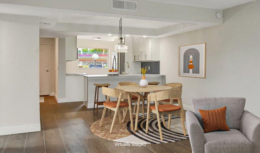 待售: $300,000 (2 贝兹, 2 浴室, 1300 平方英尺)