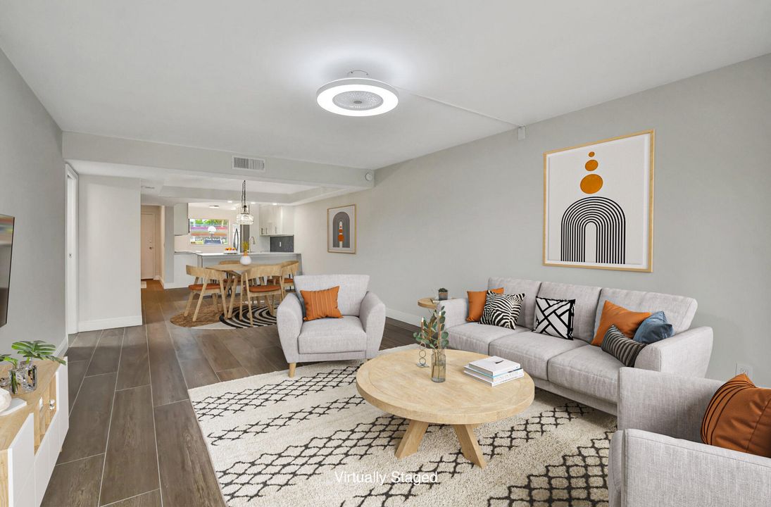 待售: $300,000 (2 贝兹, 2 浴室, 1300 平方英尺)