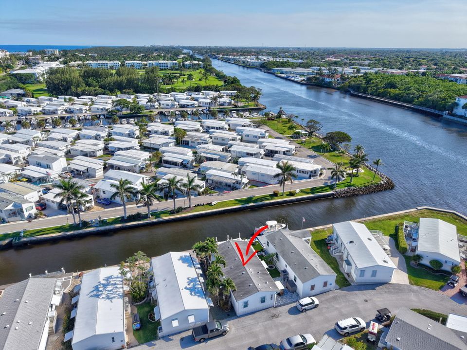 На продажу: $650,000 (2 спален, 2 ванн, 1197 Квадратных фут)