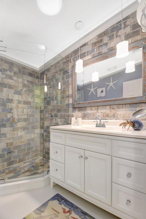 На продажу: $650,000 (2 спален, 2 ванн, 1197 Квадратных фут)