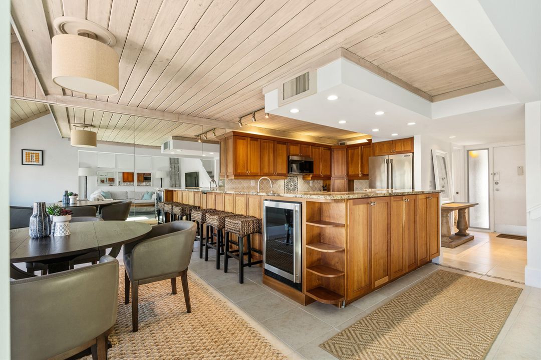 For Sale: $630,000 (2 beds, 2 baths, 1654 Square Feet)