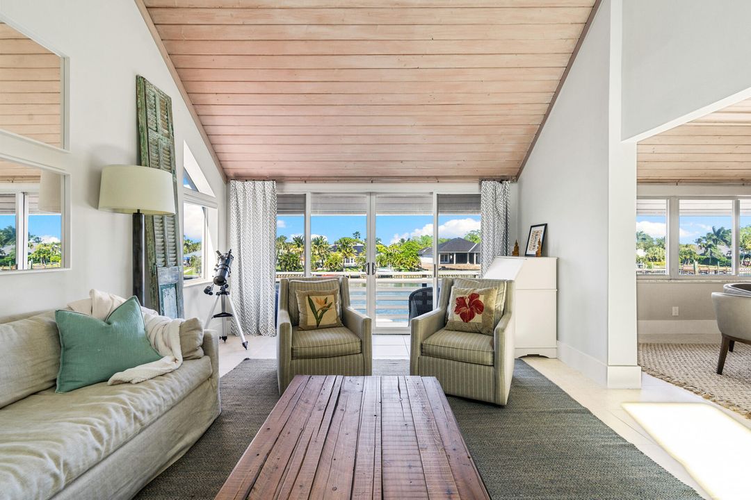 For Sale: $630,000 (2 beds, 2 baths, 1654 Square Feet)