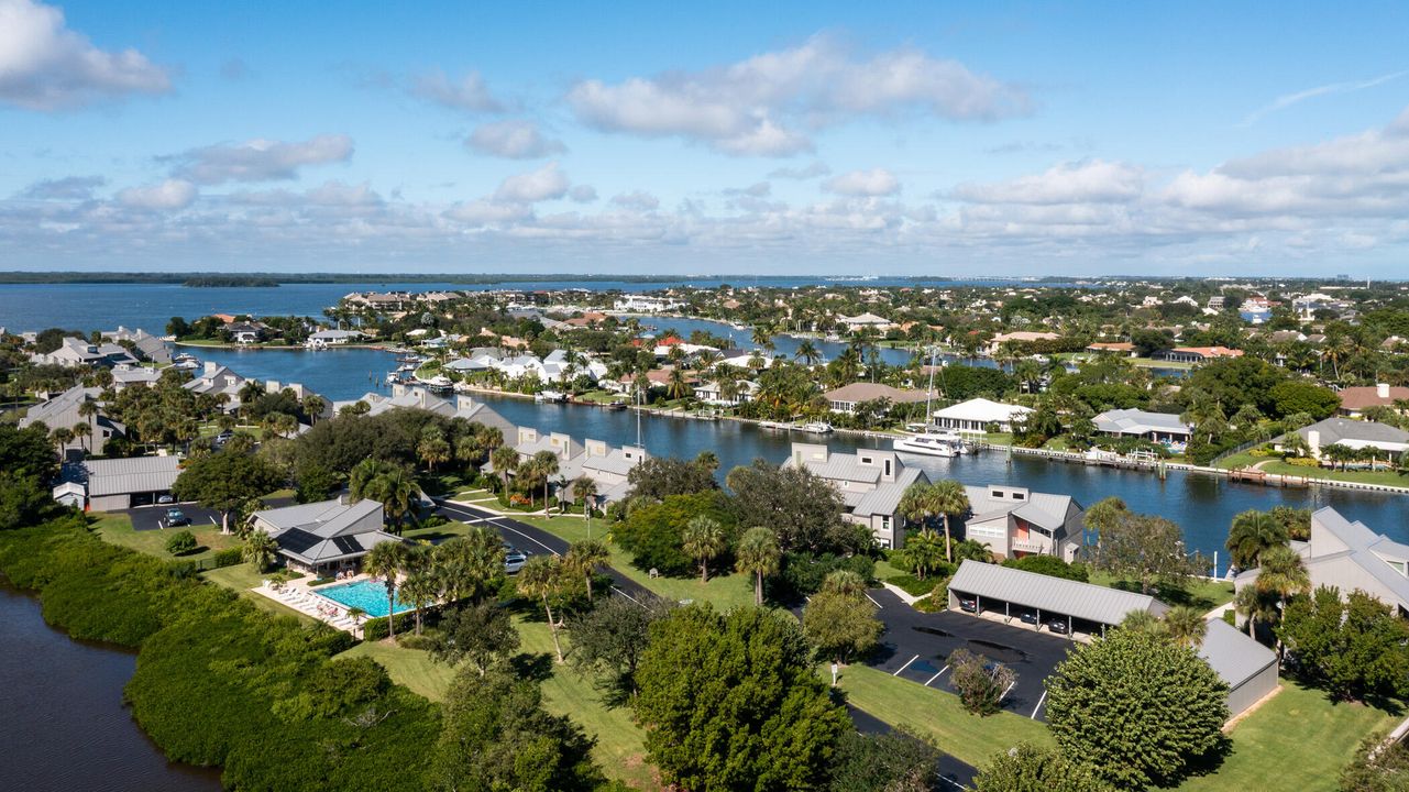 For Sale: $630,000 (2 beds, 2 baths, 1654 Square Feet)