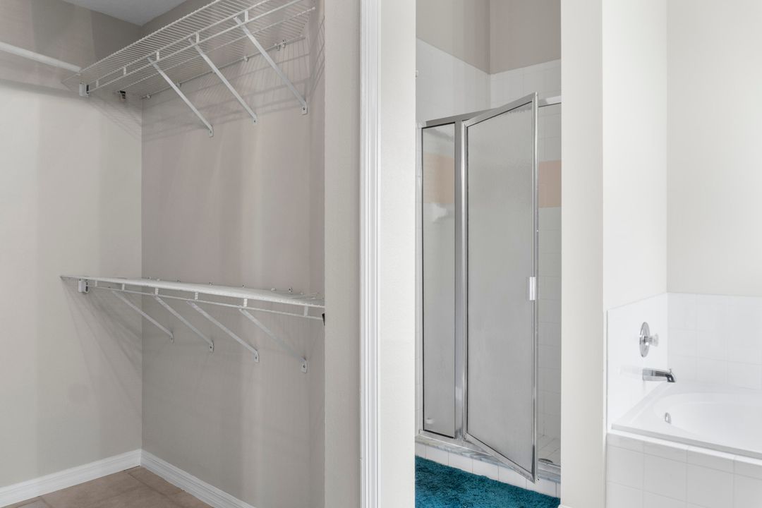 合同活跃: $430,000 (3 贝兹, 2 浴室, 2277 平方英尺)