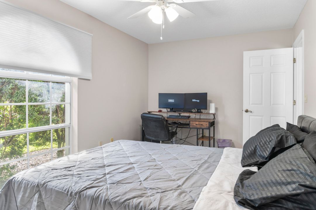 合同活跃: $430,000 (3 贝兹, 2 浴室, 2277 平方英尺)