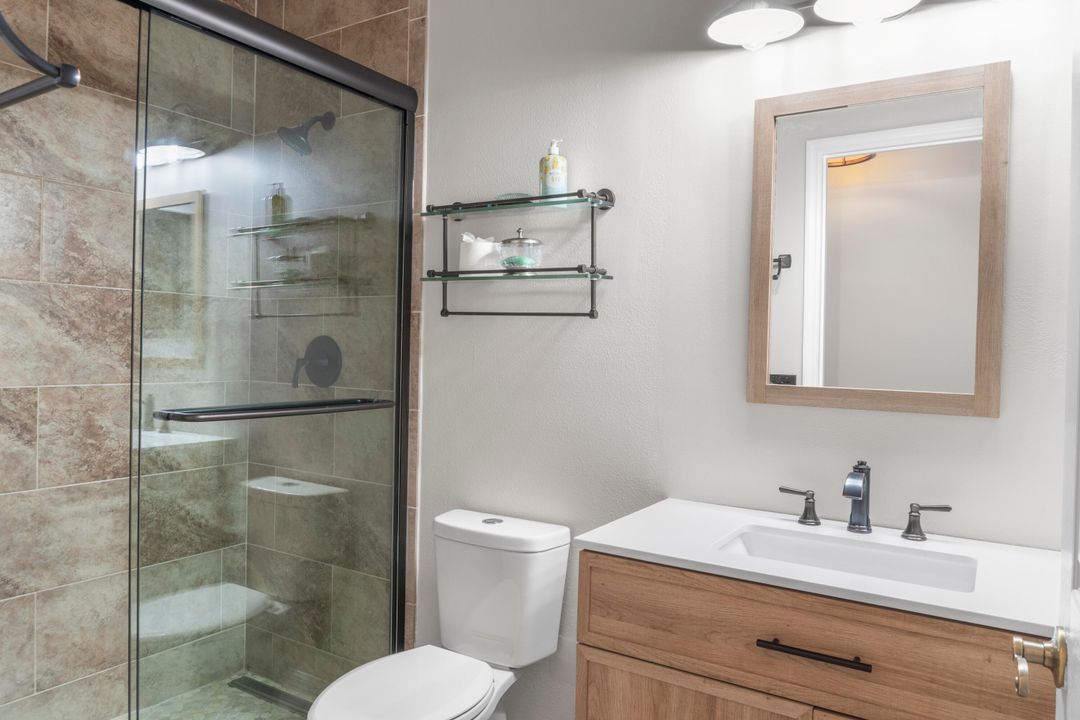 合同活跃: $430,000 (3 贝兹, 2 浴室, 2277 平方英尺)