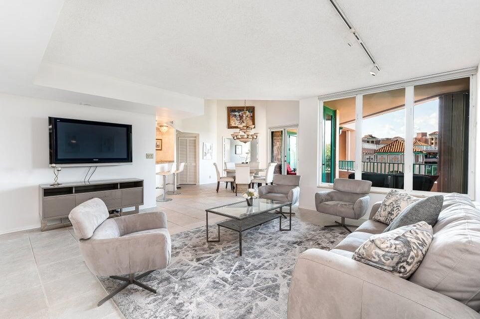 Recently Rented: $9,500 (2 beds, 2 baths, 1630 Square Feet)