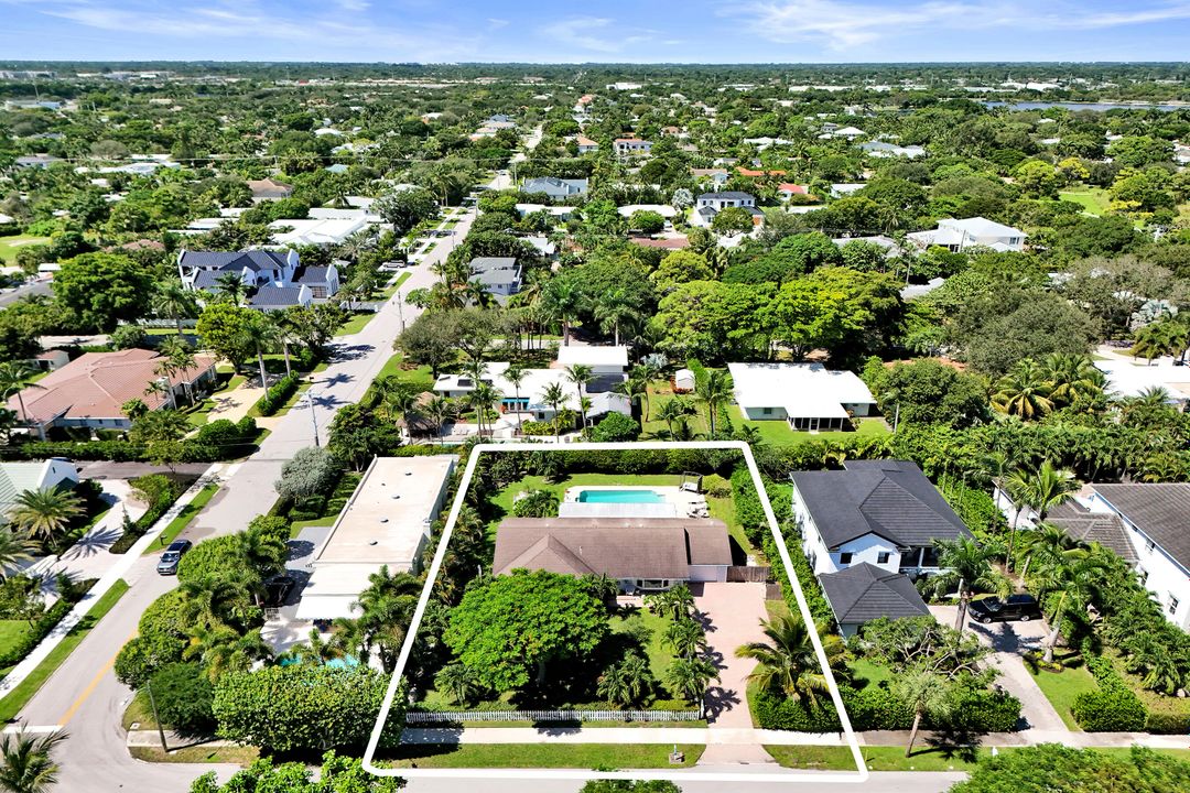 合同活跃: $7,500 (3 贝兹, 2 浴室, 1641 平方英尺)