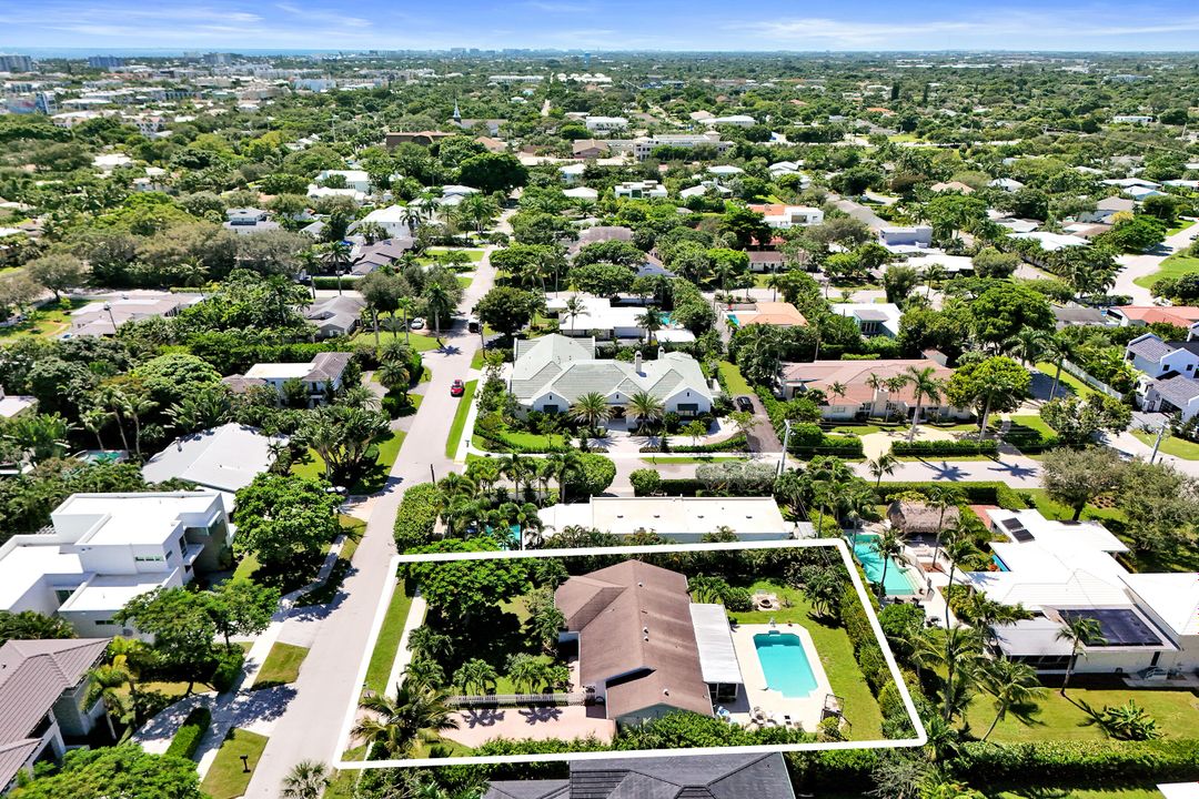 合同活跃: $7,500 (3 贝兹, 2 浴室, 1641 平方英尺)