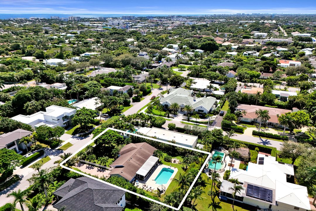 合同活跃: $7,500 (3 贝兹, 2 浴室, 1641 平方英尺)