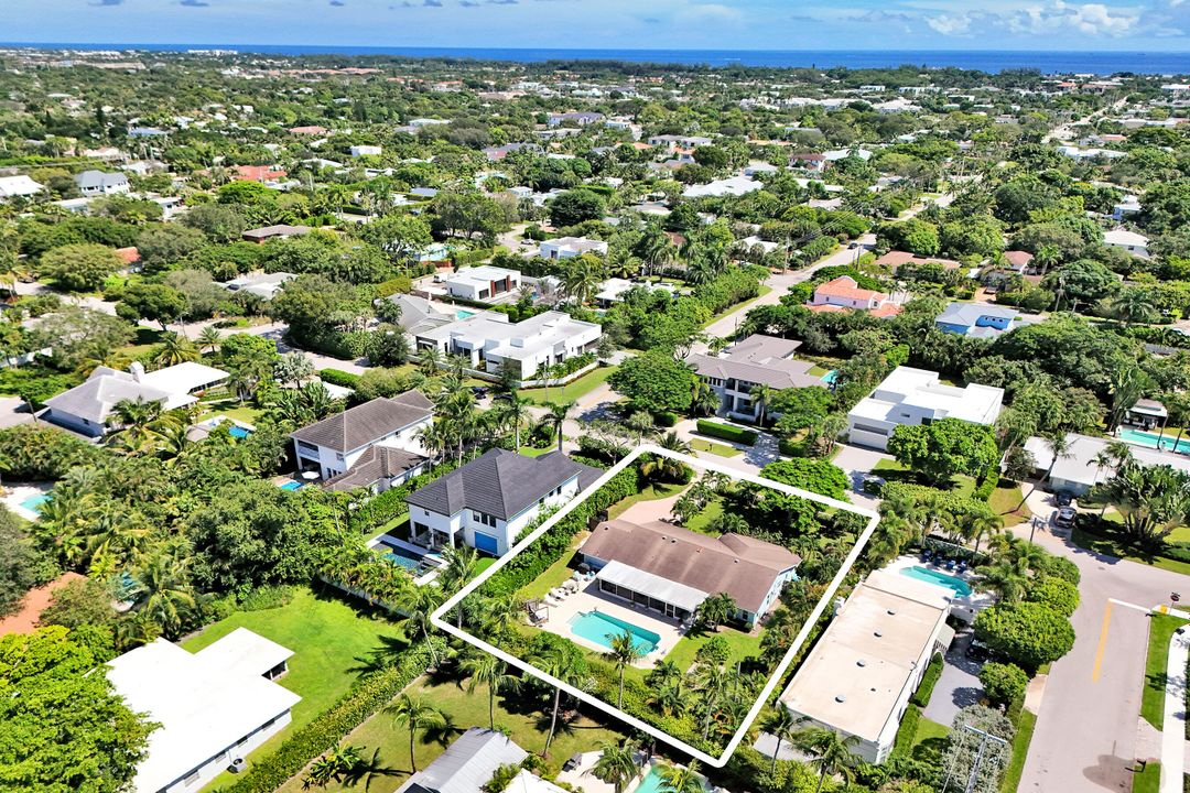 合同活跃: $7,500 (3 贝兹, 2 浴室, 1641 平方英尺)