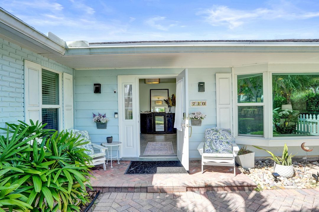 合同活跃: $7,500 (3 贝兹, 2 浴室, 1641 平方英尺)