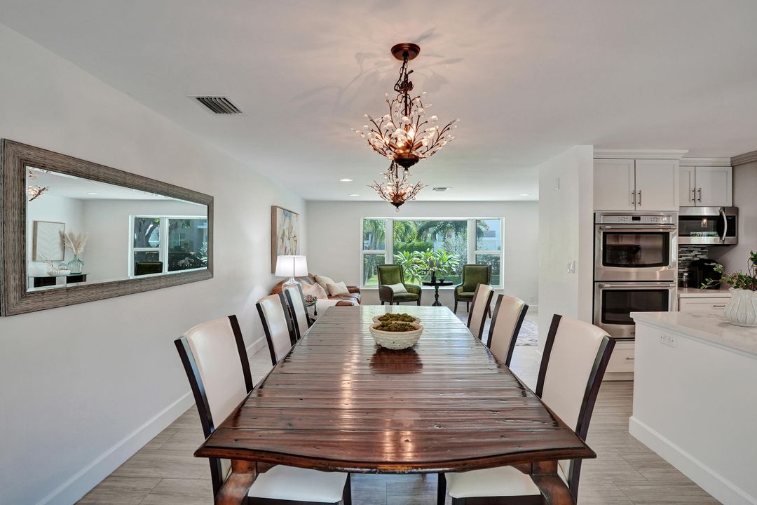 合同活跃: $7,500 (3 贝兹, 2 浴室, 1641 平方英尺)