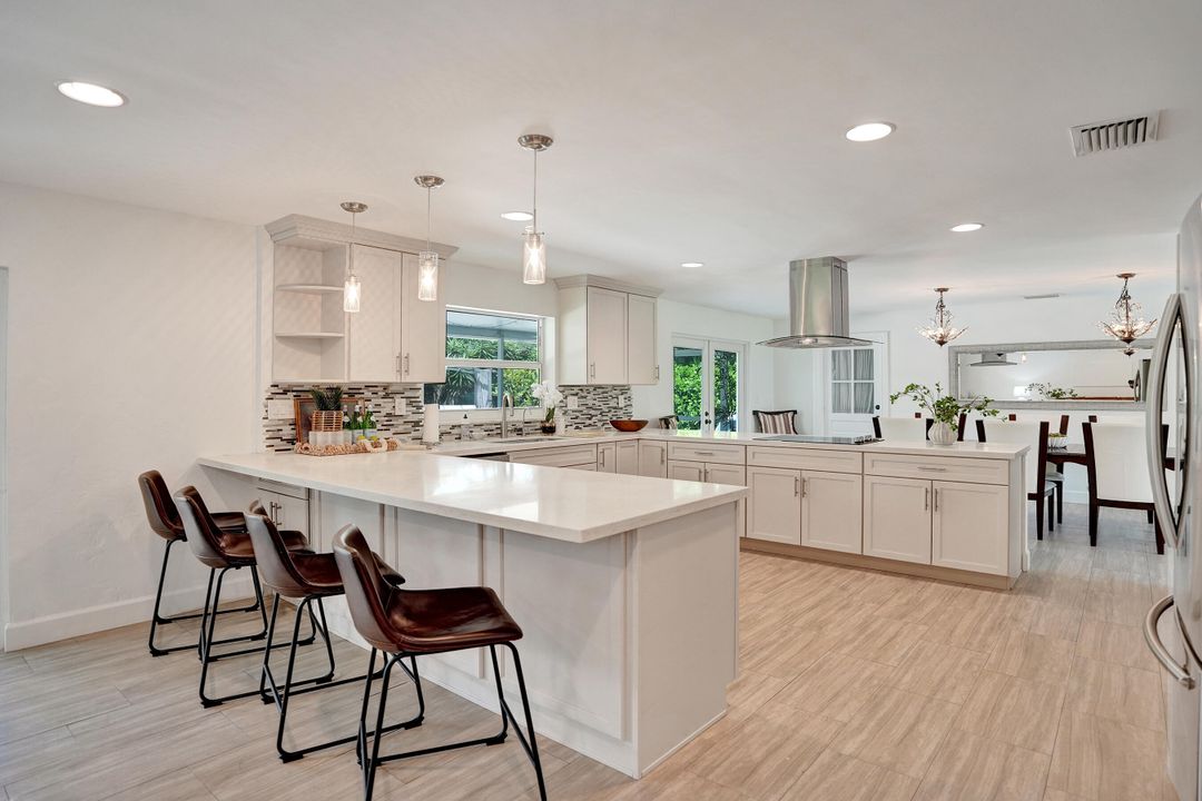 合同活跃: $7,500 (3 贝兹, 2 浴室, 1641 平方英尺)