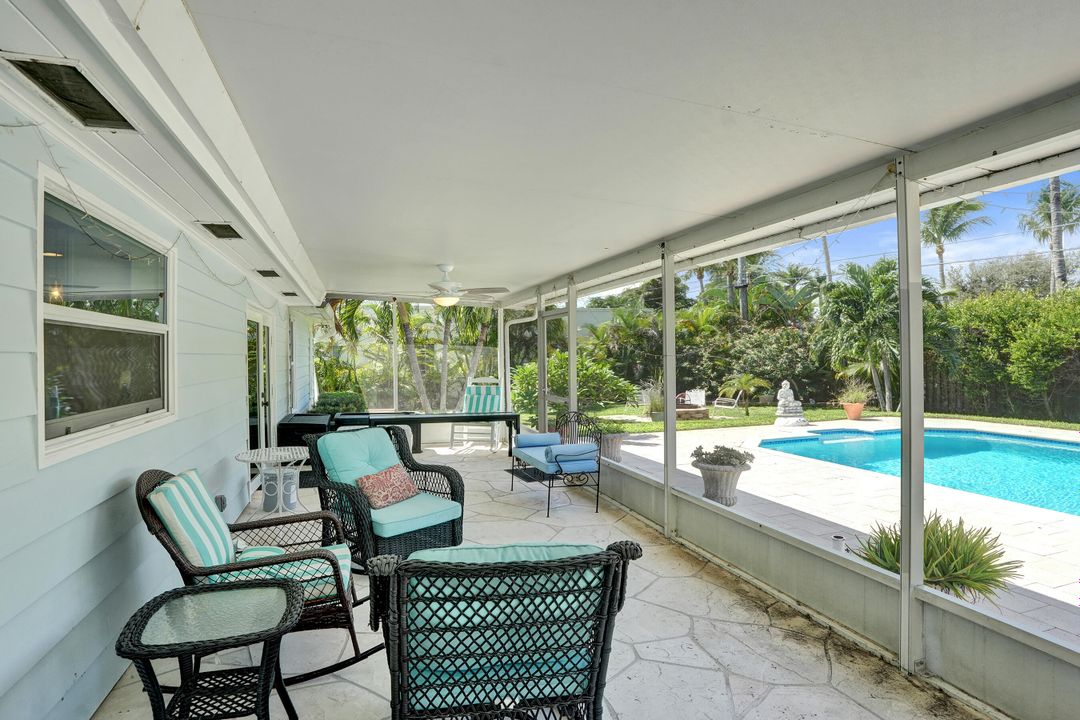 合同活跃: $7,500 (3 贝兹, 2 浴室, 1641 平方英尺)