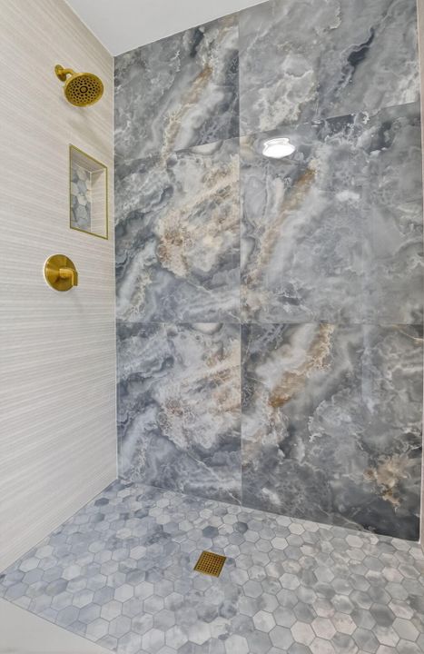 待售: $580,000 (3 贝兹, 2 浴室, 2152 平方英尺)