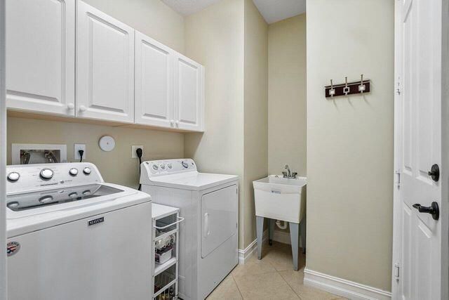 出租: $6,500 (5 贝兹, 4 浴室, 2584 平方英尺)