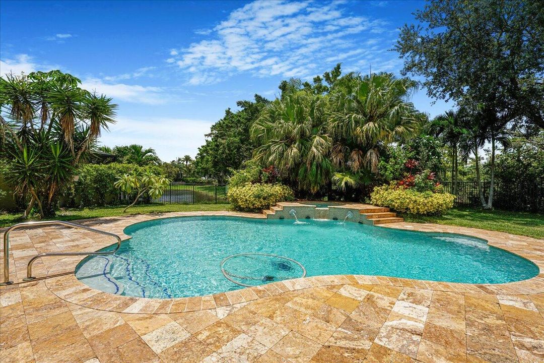 For Rent: $6,300 (4 beds, 4 baths, 2819 Square Feet)